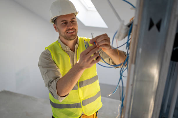 Best Commercial Electrician Services  in Bowling Green, FL